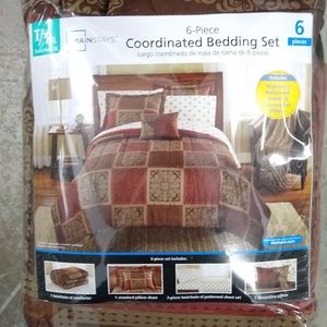 Mainstay 6  piece coordinated bedding ser